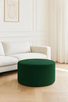 Produktbild von Flaschengrüner Sitzpouf 60×30 cm – Moderner Fußhocker, KI-generiertes Bild