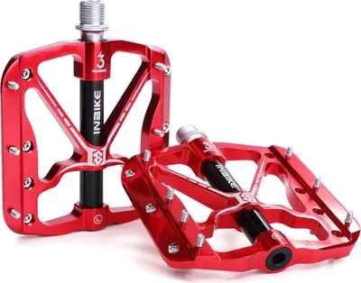 Productafbeelding van Famanu fiets pedalen, rood, blauw, zwart, aluminium - duurzaam en lichtgewicht