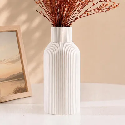 Imagen del producto de Jarra de cerámica, blanca, de 20 cm de altura, ideal para flores de pampa