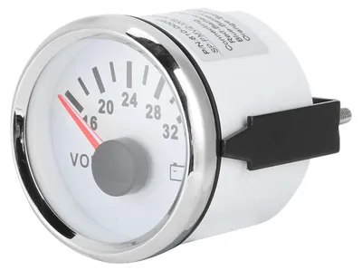 Obrázok produktu pre 52mm / 2-palcový voltmeter s červeným podsvietením, pracovné napätie 9-32V, vhodný pre loď, auto, nákladné vozidlo, motocykel, ATV. Biely ciferník, strieborný kryt