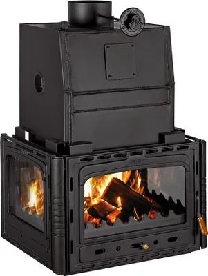 Image de Insert de cheminée à bois hydraulique PRITY 3C W28 – 33,2 kW (5 + 28,2 kW), porte en fonte, chauffe-eau 28 L, Ø200 mm – Chauffage central
