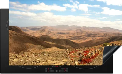 Produktbild von KitchenYeah© Herdabdeckplatte Ein Panoramafoto einer großen Bergkette auf Fuerteventura , 90x52cm, Küche Deko, Glaskeramikkochfeld Herdabdeckung, Abdeckplatte fùr Kochfeld