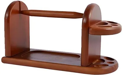 Image de Organiseur de ménage en bois pour fils et aiguilles à coudre, doté de 4 compartiments et d'un espace de rangement pour les bobines de fil et les accessoires de couture.