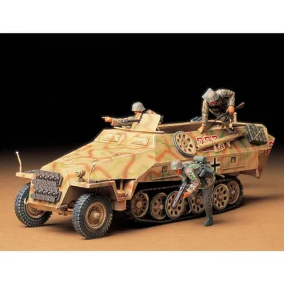 Produktbild von Tamiya 1:35 Deutsche SdKfz. 251/1 Halbk. Transp. 300035195