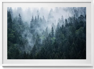 Produktbild von Neblige Berglandschaft– Wandbild mit Rahmen – Gerahmtes Bild  – Wanddekoration – 100x70 cm –  Weiß Rahmen