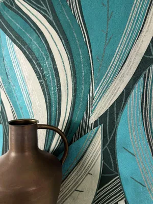 Produktbild von NEWROOM Tapete Gorana Blue Blau Vliestapete - Modern Blätter Linien Germany