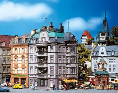 Zdjęcie produktu dla Faller 130918 Kamienica miejska przy ulicy Goethestraße 88, epoka I