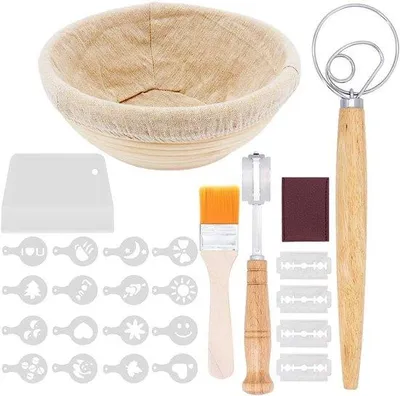 Zdjęcie produktu dla Zestaw do pieczenia chleba Famanu o średnicy 23 cm, wykonany z naturalnego rattanu – zawiera akcesoria do pieczenia