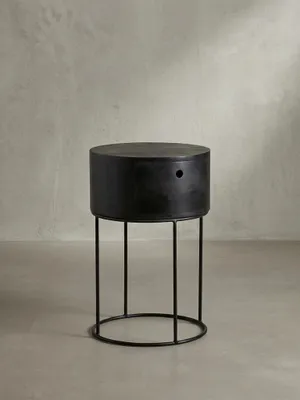 Produktbild von Nachttisch rund mit Schublade Mango Massivholz | Beistelltisch Schwarz für Schlafzimmer | Metallgestell | 40x40x60 cm | Modern | Vormontiert