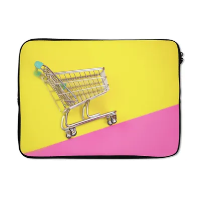 Produktbild von MuchoWow® Laptop Hülle 14 ZollEinkaufswagen auf einem Hügel Laptoptasche - Laptoptasche - Stoßsicher - Schutzhaube
