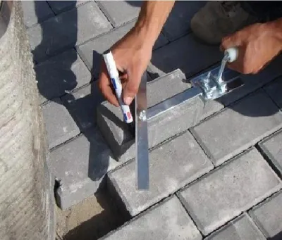Immagine prodotto di Utensile per tagliare i cubetti di porfido Rimozione dei cubetti di porfido
