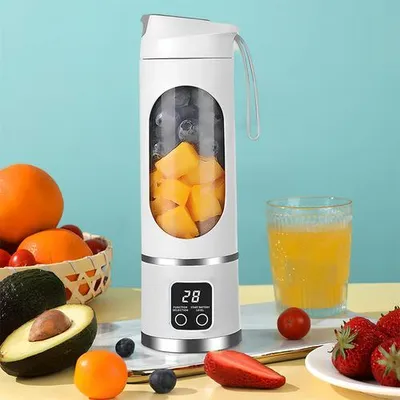 Produktbild von Tragbarer Mixer,50W USB Smoothie Maker für Shakes und Smoothies mit 10 ultrascharfen Klingen, 450ml kompakter Mixbechern Entsafter Weiß