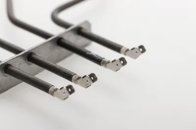 Produktbild von daniplus Heizelement, Heizung Oberhitze 2800 Watt, 230 Volt passend für Bosch Siemens Constructa 471369, 00773539