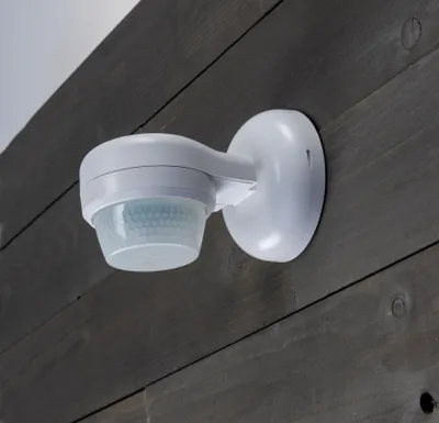 Produktbild von Aufputz-Bewegungsmelder 360° IP65 12m Detektion, Wand & Decke, weiß