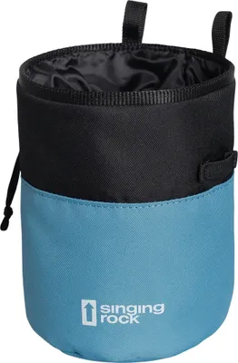 Chalk Bag DUO von singing rock in Schwarz und Blau mit offenem oberen Bereich und zwei Schlaufen