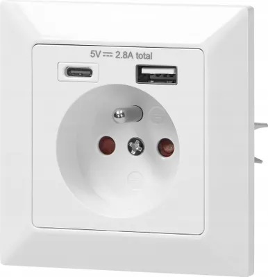 A white wall socket with integrated USB-A and USB-C ports.