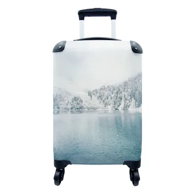 Produktbild von MuchoWow® Koffer Handgepäck Trolley Rollkoffer Kleine Reisekoffer mit 4 Rollen - Winter - Wasser - Schnee - Cabin Size < 55x40x23 cm & 55x40x20 cm - Fotokoffer - Kabinenkoffer - Boardgepäck - Reise-Box - Reisekoffer - Reisegepäck - Koffer mit Bild - Trolley für Kinder