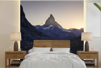 Produktbild von MuchoWow® Fototapete für Wohnzimmer oder Schlafzimmer Wandtapete Vinyl Motivtapete Das Matterhorn und der Riffelsee bei Sonnenaufgang in der Schweiz - 220x220 cm - Tapeten