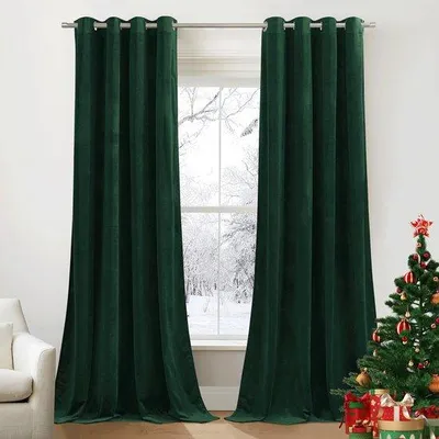 Produktbild von Unyqoos® Samtvorhänge 2er-Set dunkelgrün 132 x 220 cm mit Metallösen, 300 g/m² – lichtreduzierend, , für Wohn- & Schlafzimmer