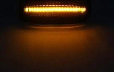 Zdjęcie produktu dla LED-owe kierunkowskazy boczne pasujące do modeli A2, A4, B5, A6, C5, 4B, A3, 8L, TT 8N | Czarne