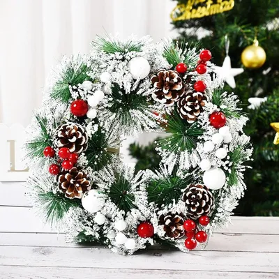 Produktbild von Weihnachtskranz Türkranz Adventskranz - 30 cm - Tannenzapfen und rote Beeren - Grün - Für Tür, Wand und Fenster