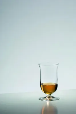 Produktbild von Riedel Vorteilsset 4 x 2 Gläser BAR SINGLE MALT VINUM 6416/80 und 4 EKM Living Trinkhalme aus Edelstahl