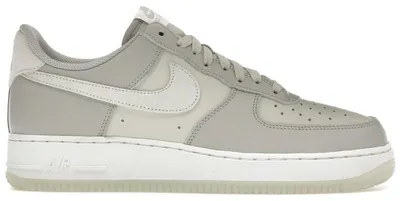 Produktbild von Nike Air Force 1 Low '07 LV8 Light Bone - EU 43