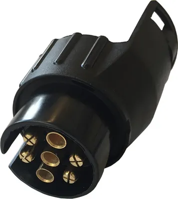Produktbild von Adapter Anhängerkupplung 7 auf 13, 13 poliger Stecker auf 7 polige Steckdose