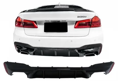 Zdjęcie produktu dla Dyfuzor zderzaka do BMW serii 5 (G30, G31) – sedan i kombi (od 2017 r.) – styl M5, w kolorze błyszczącej czerni.