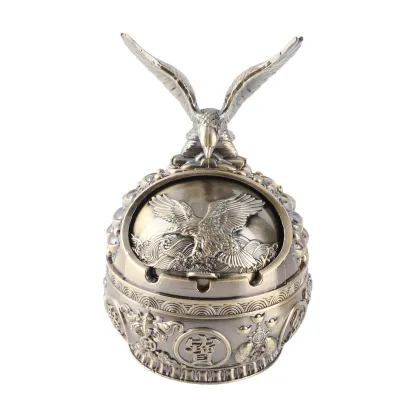 Immagine prodotto di Posacenere con aquila, cilindrico e antivento, 3 portasigarette, design retrò, per ufficio, ristorante, bronzo verde