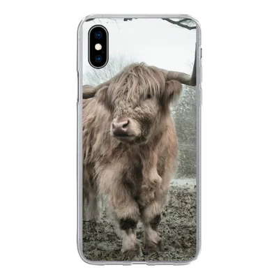 Produktbild von MuchoWow® Handyhülle Schutzhülle Hülle für iPhone Xs Schottischer Highlander - Wald - Nebel - Kuh - Tiere - Natur Silikon Softcase Handy Hülle - Handytasche