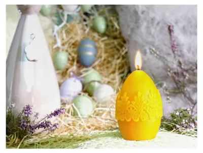 Produktbild von Bienenwachskerze aus 100% Bienenwachs, Honigkerze, große Osterkerze in Ei-Form, Kerze für Ostern 7 x 10,5 cm, Osterdeko, lange Brenndauer, handgefertigt