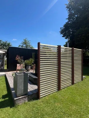 Produktbild von Badeko Sichtschutzwand „Berlin“ mit Lärchenholz