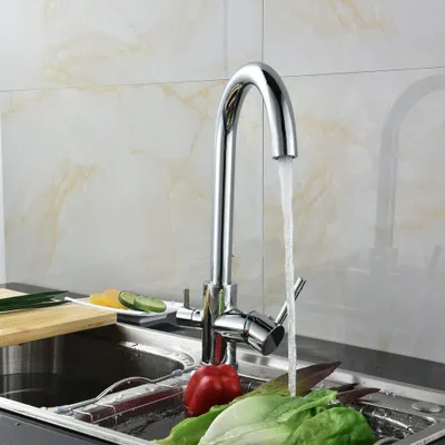 Obrázek produktu pro Kuchyňská baterie 3 v 1 cestě pro vodní filtr 360° otočná směšovací baterie pro pitnou vodu Mosazný keramický ventil pro osmózové systémy Chrome (stříbrná)