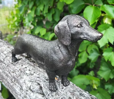 Produktbild von Bronzefigur Dackel 34cm lang Dekoration aus Bronze Skulptur Hunde Figur Deko Bronzestatue