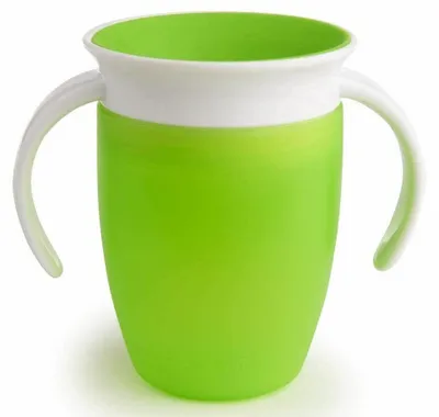 Productafbeelding van Munchkin Miracle 360° Oefenbeker Groen (207 ml)