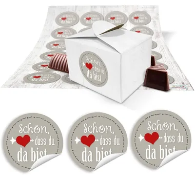 Produktbild von Logbuch-Verlag 24 kleine SCHÖN DASS DU DA BIST Gastgeschenk give-away Hochzeit Kommunion Taufe Schachtel weiß grau rot Herz Geburtstag Kunden Geschenk verpacken