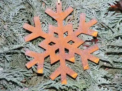 Image de Rostikal Rouille Métal Déco Flocon de neige Ø 20 cm Hiver Déco à suspendre Noël Jardin