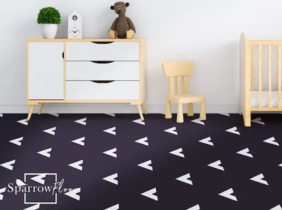 Produktbild von Vinyl Teppich Dreiecke Pfeile schwarz weiß 152x240
