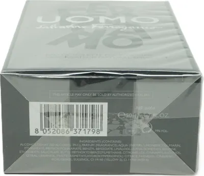 Produktbild von Salvatore Ferragamo Uomo, Männer, 50 ml, Nicht nachfüllbare Flasche, Bergamotte, Schwarzer Pfeffer, Kardamom, Orangenblüte, Kaschmirhölzer, Sandelholz, Tonka-Bohne