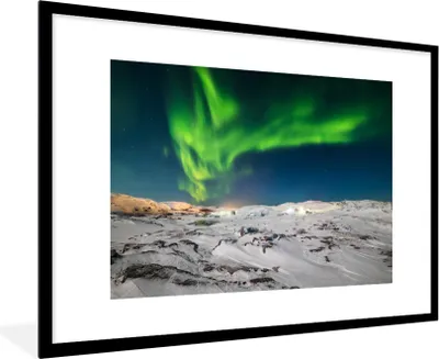 Produktbild von MuchoWow® MuchoWow® Gerahmtes Poster Nordlichter - Berg - Schnee 90x60 cm - Poster mit zchwarzem Bilderrahmen - Wanddekoration - Fotos
