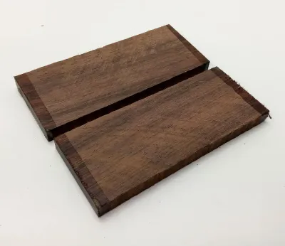 Produktbild von Griffschallen Laurel sägerau unbehandelt  1x5x12 cm. Bastelholz, Edelholz