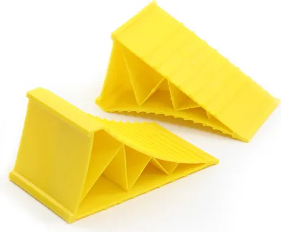 Produktbild von XPOtool Unterlegkeile Anhänger 2 Stück bis 2 t Unterlegkeile Wohnmobil 220x125x100 mm für Reifen bis 125 mm Breite, gelb, rutschfest