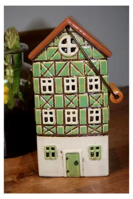 Produktbild von Keramiklaterne Haus Schwarzwaldblick, H 25 cm