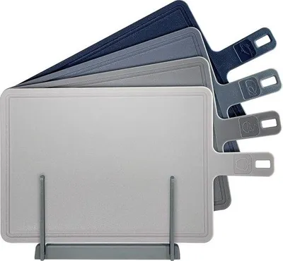 Produktbild von Famanu Schneidebrett Set, Kunststoff Schneidebretter mit Halter, 4 Teile, BPA-frei, Spülmaschinenfest, 21,8 x 29,5 cm