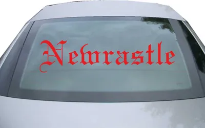 Produktbild von Indigos UG - Aufkleber Heckscheibe & Motorklappe DE6648 - rot - 600x142 mm - Nemrastle - Auto Scheiben Fenster Heckklappe Tuning Racing JDM - Die cut