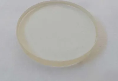 Obrázok produktu pre Kontrolné sklo pre olejové kachle 28 mm okrúhle 4 mm hrubé