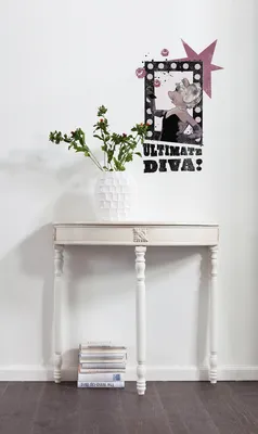 Produktbild von Komar Deco-Sticker "Ultimate Diva" 50 x 70 cm, grau/schwarz, 14003h