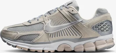 Produktbild von Nike Zoom Vomero 5 "Light Orewood Brown Light Smoke Grey" Grau, Größe: 44