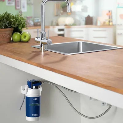 Produktbild von Ersatzfilterkartusche BRITA P1000 - reduziert Chlor und Kalkablagerungen - inkl. Verunreinigungen (Verpackung variiert)